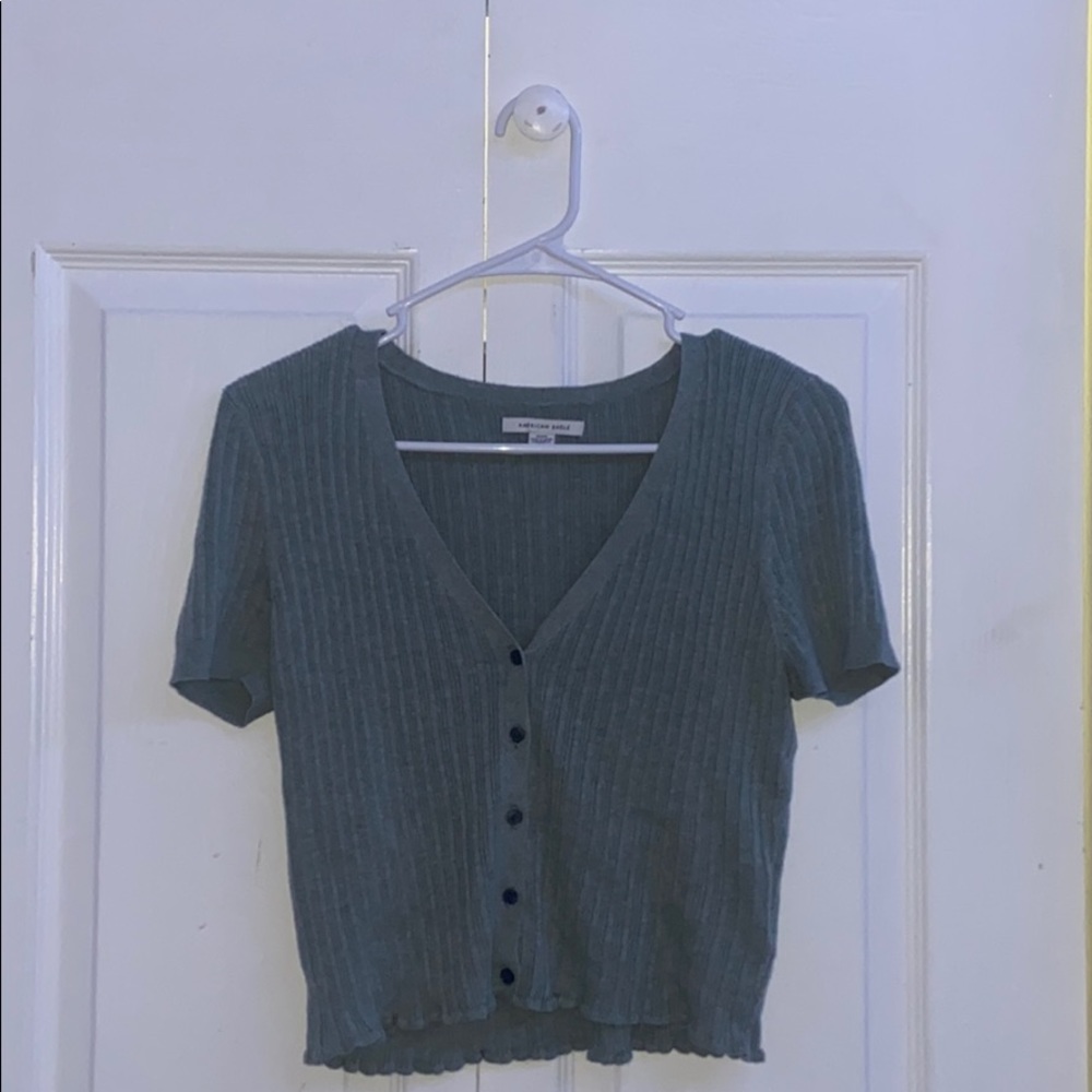 American Eagle crop top